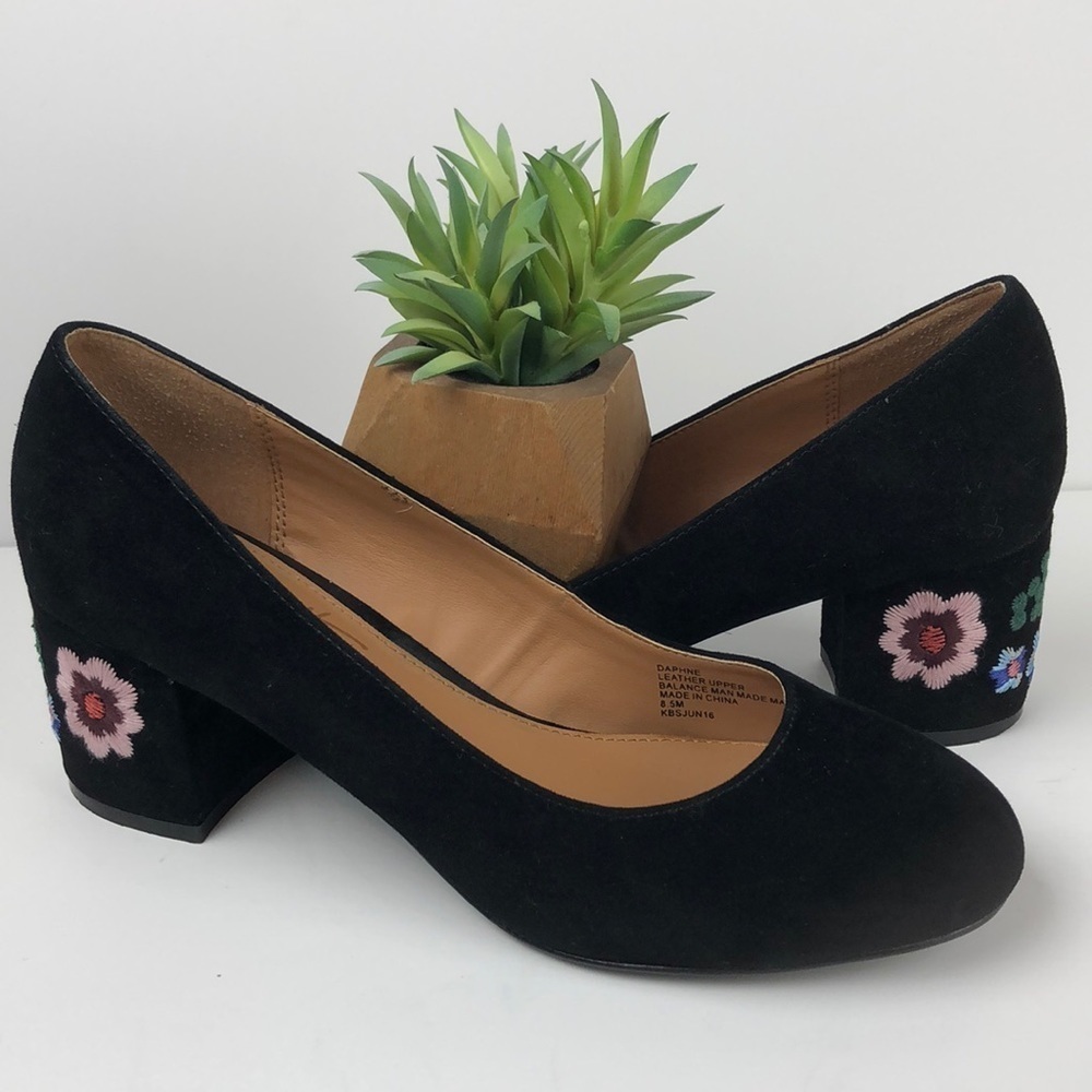 Nanette Lepore Daphne Black Suede Heels 8.5